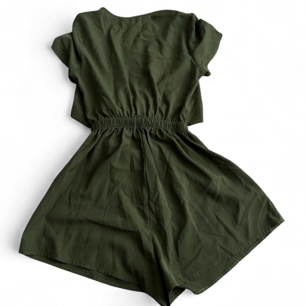 REVERSE ROMPER - Picture 3 of 6
